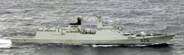 中国海軍のフリゲート艦(防衛省統合幕僚監部提供)