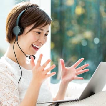 “ズーム疲れ”の原因って？ リモートワークの効率が一気に上がる「ビデオ通話の極意」