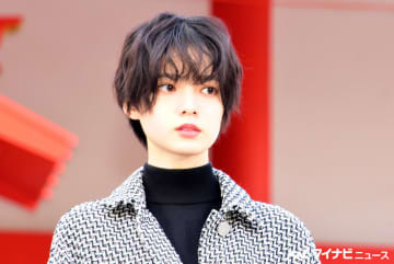 平手友梨奈、20歳になったらやりたいこと「おでかけ」小ハプニングも“兄”たち見守る