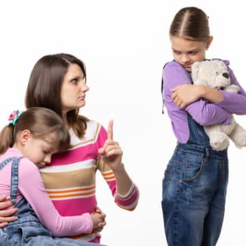 「結婚の時にまで格差があるんだ…」姉妹差別にうんざりする女性に“縁切り”のススメ