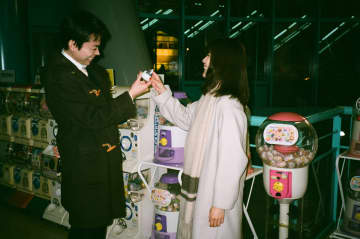 菅田将暉＆有村架純、互いに撮りあった写真がレアすぎる! エモ満載のオフショット