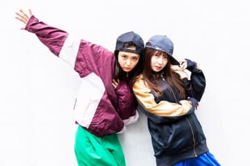山谷花純と高柳明音が漫才コンビ結成!? 舞台×映画が融合した「ステージシネマ」上演