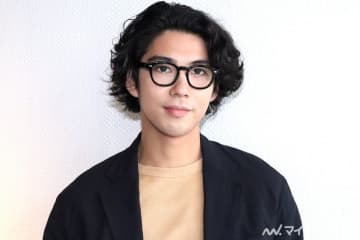 賀来賢人、子供たちが原動力に「遊びでも仕事でも『パパ楽しそうだな』と思ってもらいたい」