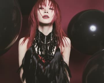LiSA、B'z・松本孝弘作曲ソングMステで披露「大事な言葉を曲名に」