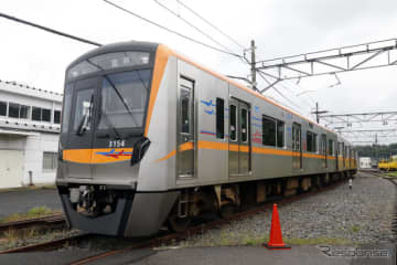 ニュース画像：「京成のミステリーツアー、3100形が芝山鉄道と東成田スカイライナー用ホームに入線［フォトレポート］」