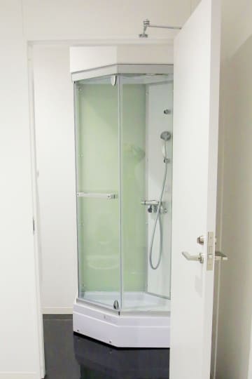 市長室のシャワールーム撤去せず　千葉・市川「災害時使う」