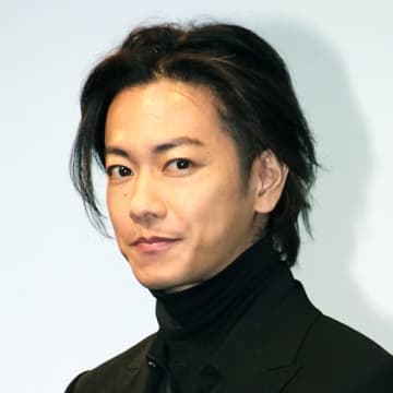 佐藤健と有村架純が急接近！ 撮影現場でのイチャつきに心配も…