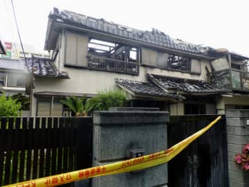 男性殺害容疑で男に逮捕状、千葉　別の親族も死亡、関連を捜査