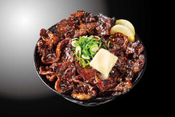 伝説のすた丼屋、ボリューム満点の「北海道すた丼」を発売　濃厚バターでパンチの効いた味わいに