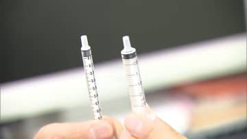 「太い注射器」に医師“悪戦苦闘”　ワクチン「1日80万回」ペースに
