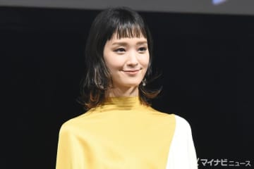 剛力彩芽、出産シーンを回想「経験がないので…」 歌唱シーンは照れる