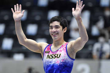 白井健三「24歳で引退」早すぎ？　あの体操メダリストたちも20代で現役退いた