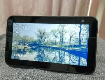 Amazonプライムデーの目玉「Echo Show 5」を半年使った記者がレビュー