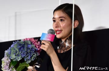 芳根京子、号泣で顔隠し「お見せできないレベル」女優の仕事に悩んでいたことを告白
