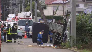 小学生の列にトラック突っ込む　事故発生から2時間の現場は