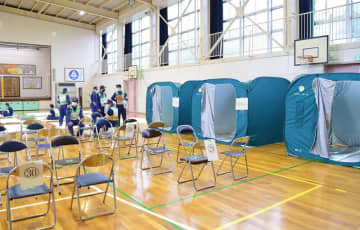 浦安市、豪雨頻発に危機感　水害を想定し「待避所」訓練　コロナ感染対策も考慮