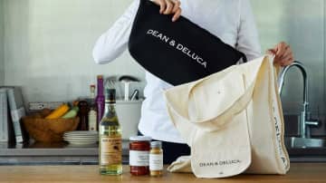 DEAN＆DELUCAの「バッグインバッグ」が優秀。クッション性、保温・保冷効果あり！