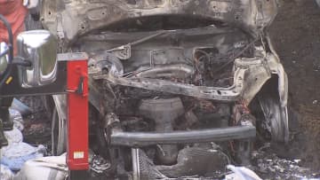 乗用車火災 付近で事故相次ぐ　千葉・東関東自動車道