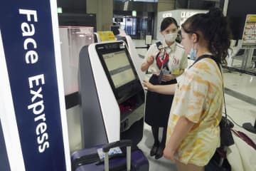 ニュース画像：「顔パス」で海外旅行に　成田と羽田、本格運用を開始
