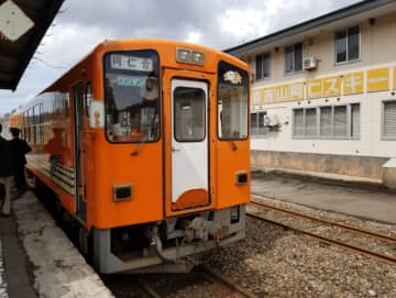 秋田内陸線オンラインツアー、鉄道ファン歴40年の添乗員プロデュース