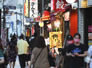 緊急事態再発令もにぎわう繁華街　「五輪は開催」営業規制に不満