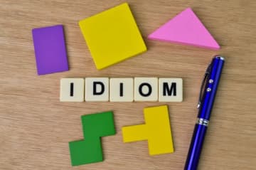 日常会話で気軽に使える! 体のパーツを使った英語のイディオム
