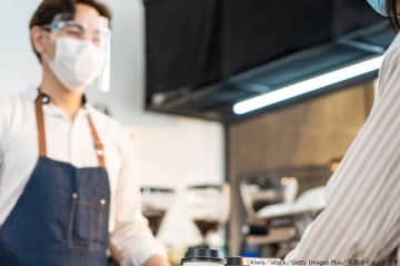 踏み込んだ話はしないで…　店員に仕事のことを聞かれたくない理由