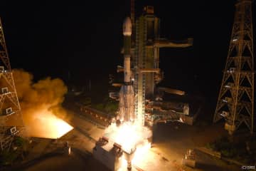 ニュース画像：インドの主力ロケット「GSLV」が打ち上げ失敗、第3段エンジンに点火できず