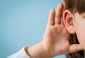 「hear・listen」の違いは? コアで覚える英語 (18)