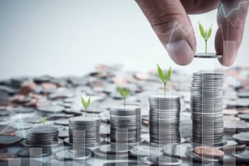 円建て個人年金保険、投資に抵抗がある人こそ積極的に検討を