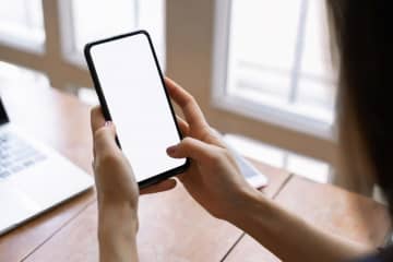 電子マネー使用者の約4割が感じていること　「基本的に小銭がなくて…」