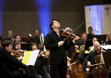 岡本誠司さん、バイオリン1位　独ミュンヘン音楽コンクール