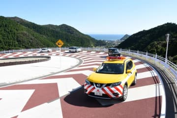 清澄山道ループ橋開通　鴨川　観光地へアクセス向上