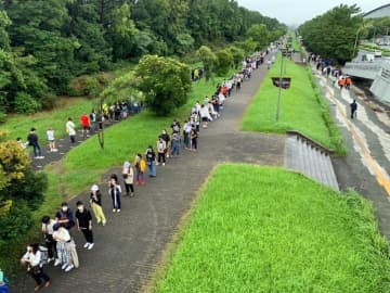 延期要請の音楽フェス開幕　来場者「参加迷った」「まっすぐ帰る」　スーパーソニック　千葉市で2日間　