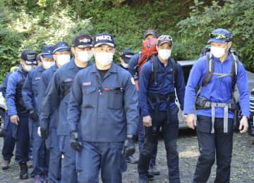 小倉美咲さん不明2年で再捜索　山梨県警、現場付近の山林