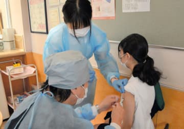 千葉女子高でコロナワクチン接種進む　医療機関と独自連携、県立校で初　時間割変更など配慮も