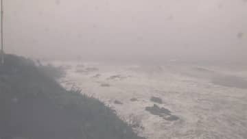 【速報】台風16号 1日夜も暴風に警戒　最大瞬間風速41.8m/s観測