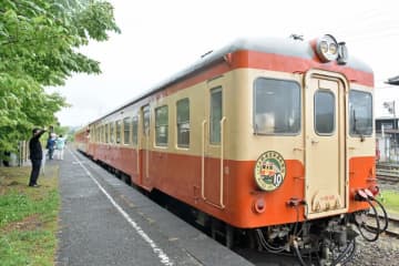 いすみ鉄道と紅葉、マナー守り撮影を　31日、沿線4カ所巡る講座