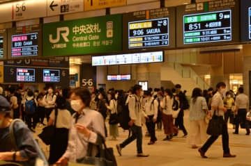 【速報】千葉県内、JRダイヤ乱れ大混雑「ここまで長引くとは…」　県北西部震源の地震、一夜明け被害判明も