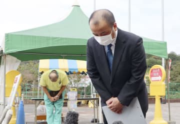 抜けた迷路の床、木材が一部腐食　14年、群馬でも転落事故