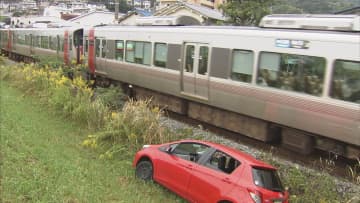 ニュース画像：「線路付近に車転落　運転見合わせなど影響　広島」