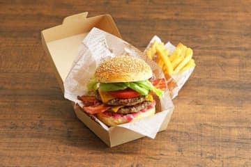 特製バーガーを自宅で　木～日　要予約　ホテルザ・マンハッタン