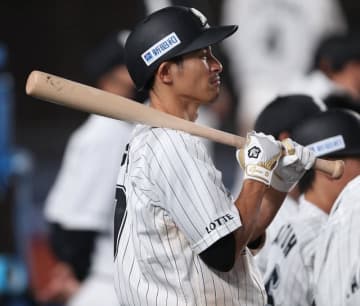 【千葉魂】流れ引き寄せたロッテ荻野の一発　楽天守護神、松井から千金弾