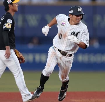 【千葉魂】ロッテ荻野、神戸の夜空に劇的弾　プロ目指した原点で大仕事