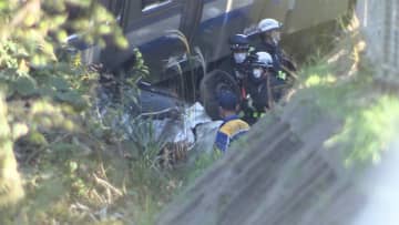 電車と車が衝突 1人死亡　千葉・JR外房線 運転見合わせ