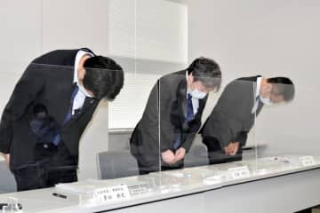 乳がん患者の乳房、誤って切除　千葉大病院　両方にがんと思い込み