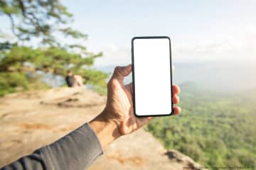 登山で遭難も 知らない番号には出ない 救助隊の電話を無視した男に批判 チバテレ プラス