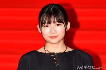 伊藤沙莉、黒ドレスで魅了　コロナ禍での撮影「感慨深いなと思いながら…」