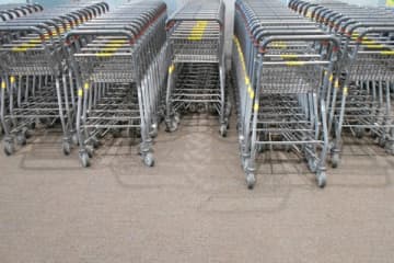 スーパーでカートを使用しない！無駄買い防ぐひと工夫を