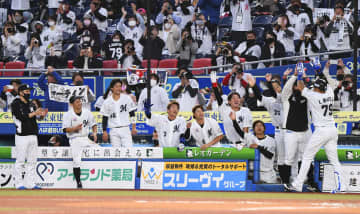 ロッテ、巨人が突破　CSファーストステージ